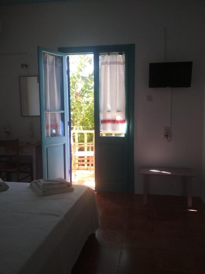 Ostria Hotel Áyios Nikítas Екстериор снимка